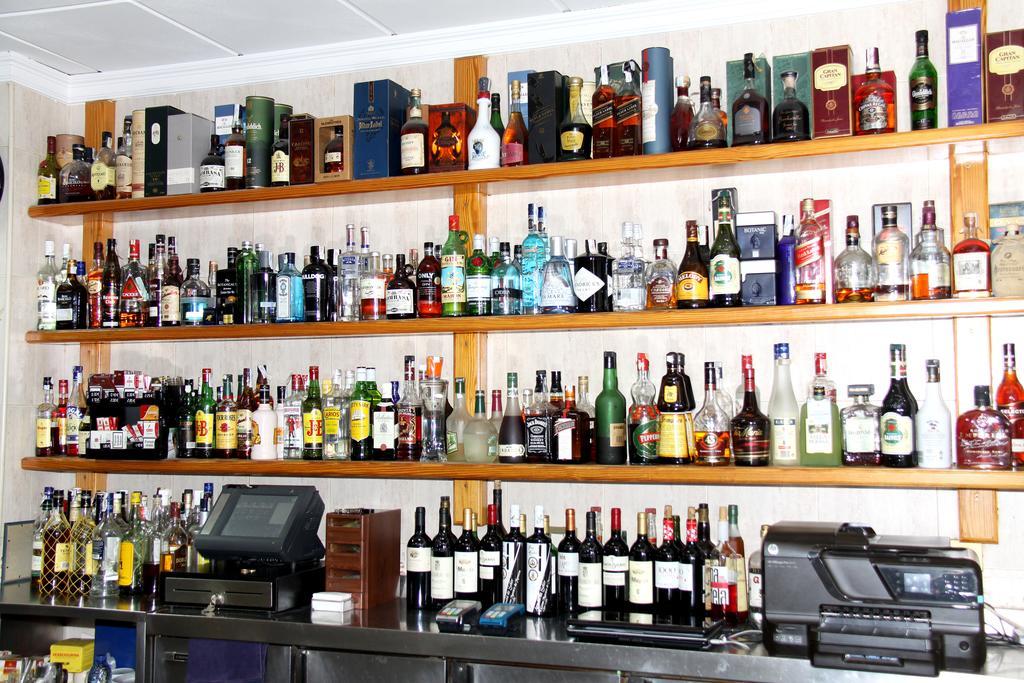 Hostal Restaurante La Masia Vila-real ภายนอก รูปภาพ